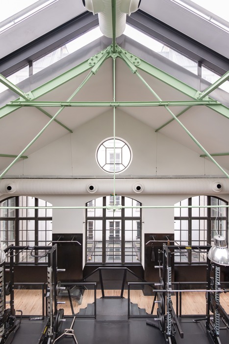 9 RODAA STUDIO KLAY SPORT PARIS HD 8501671N