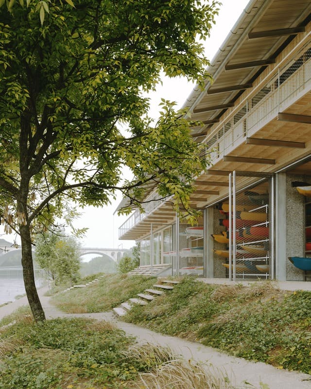 04 GEN View water acces